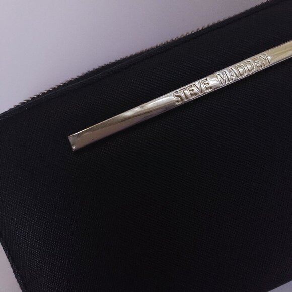 Steve Madden Black Saffiano Zip-Around Wristlet Wallet – Gold Hardware - Picture 9 of 10